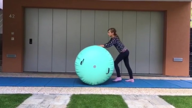 Amazon.co.jp: エアーロール バレルロール インフレータブル バク転